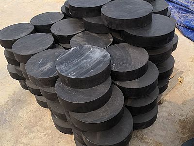 阿拉善板式橡胶支座由若干层橡胶片与薄钢板经加压硫化